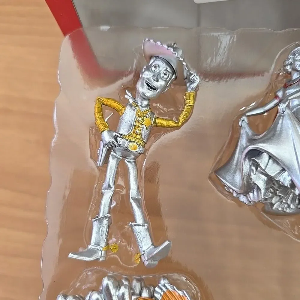 Hallmark Keepsake Ornament 2023 Pixar And Princesses Disney‎ 100 Years Of Wonder